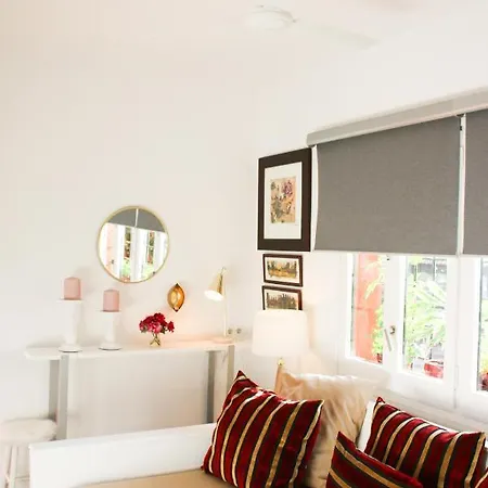 Homestay Garden House *